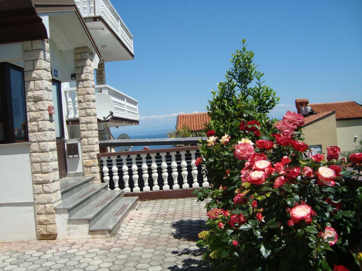 Apartman Carmen Crveni Vrh Extérieur photo
