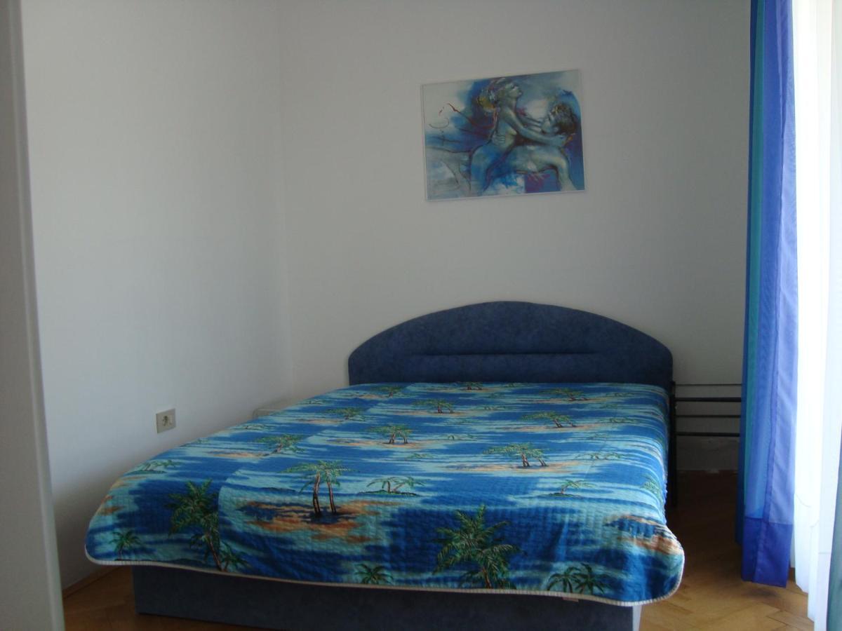 Apartman Carmen Crveni Vrh Extérieur photo
